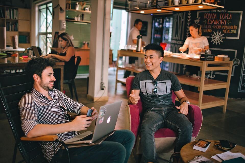 Conversa informal entre empreendedor e investidor